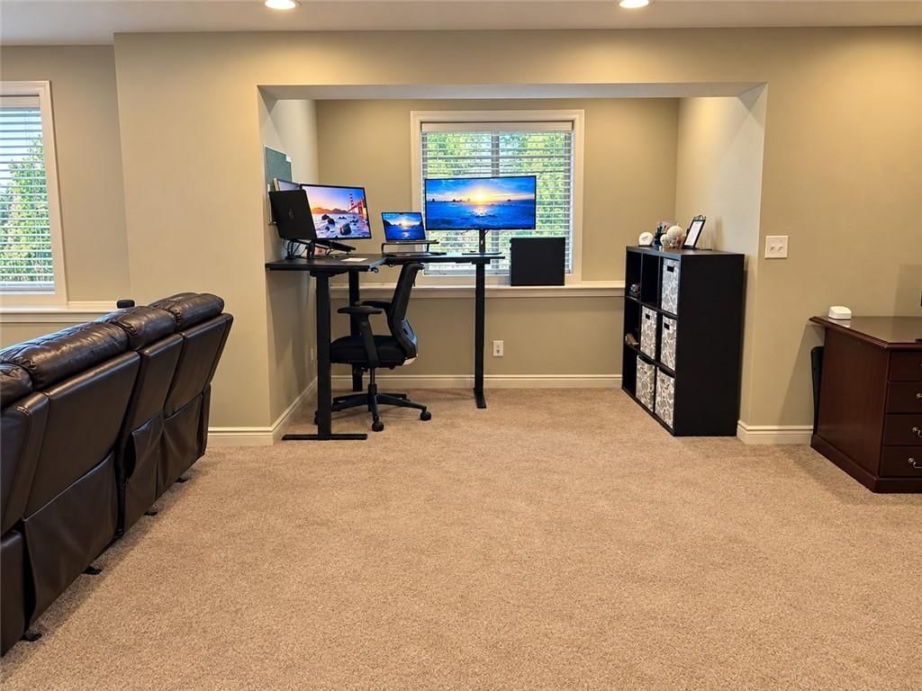 Photo 16 of 25 - 1212 High Ridge Court, Raymore, MO 64083