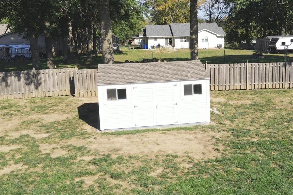 Fenced yard at 14 Pine View Road, Platte City, MO 64079