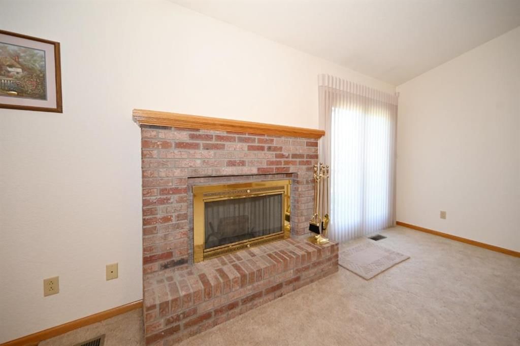 Fireplace at 14 Pine View Road, Platte City, MO 64079