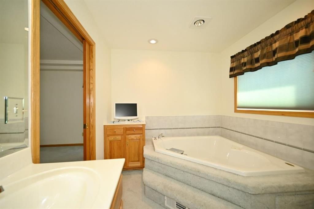 Photo 30 of 41 - 14 Pine View Road, Platte City, MO 64079