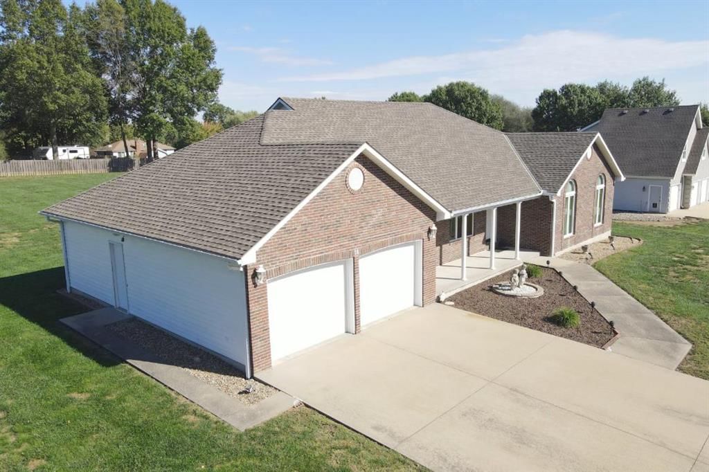 Photo 4 of 41 - 14 Pine View Road, Platte City, MO 64079