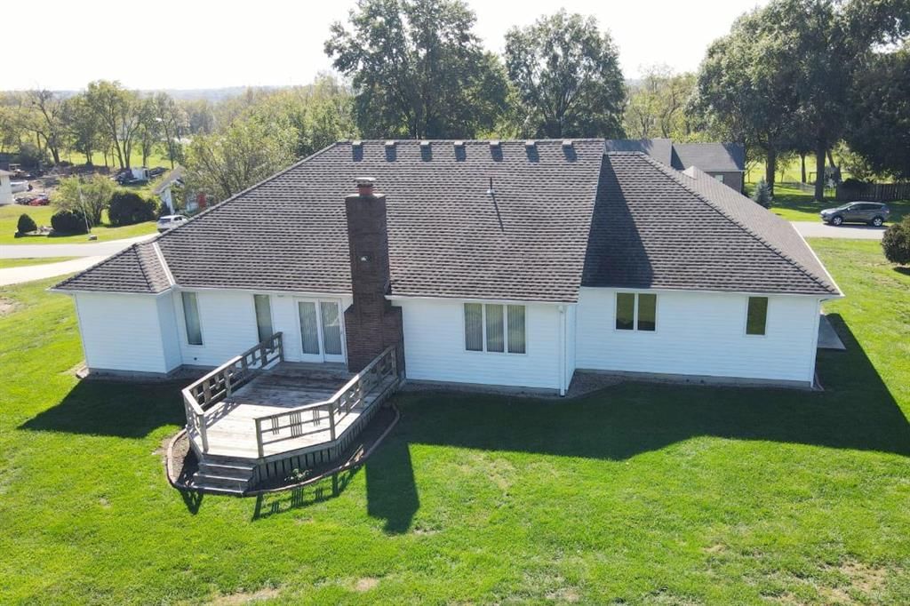 Photo 11 of 41 - 14 Pine View Road, Platte City, MO 64079
