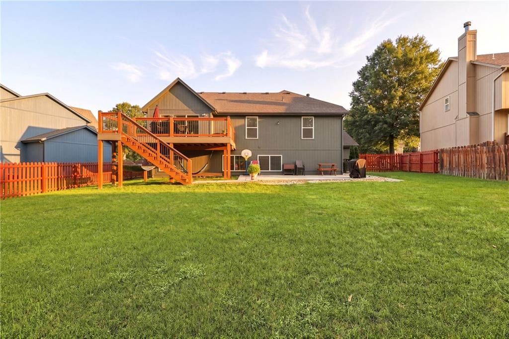 Photo 48 of 57 - 5343 Kenton Street, Shawnee, KS 66226