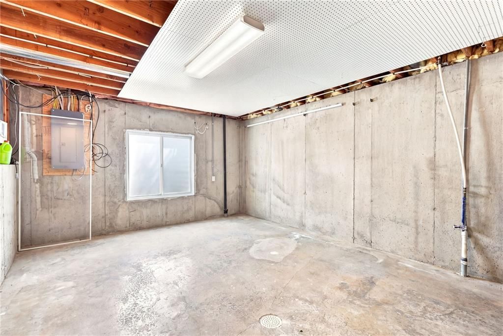 Photo 41 of 57 - 5343 Kenton Street, Shawnee, KS 66226