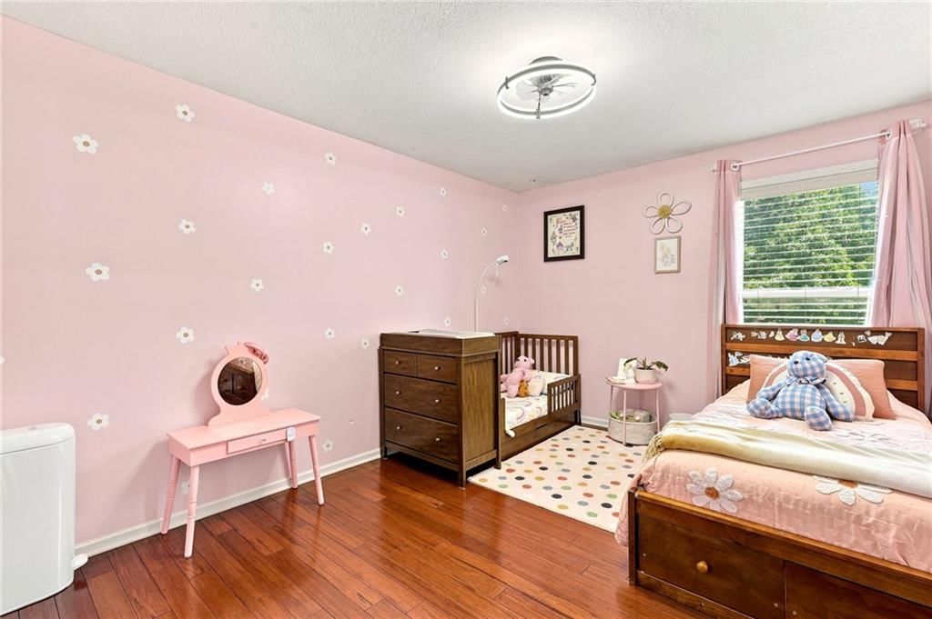 Photo 25 of 57 - 5343 Kenton Street, Shawnee, KS 66226