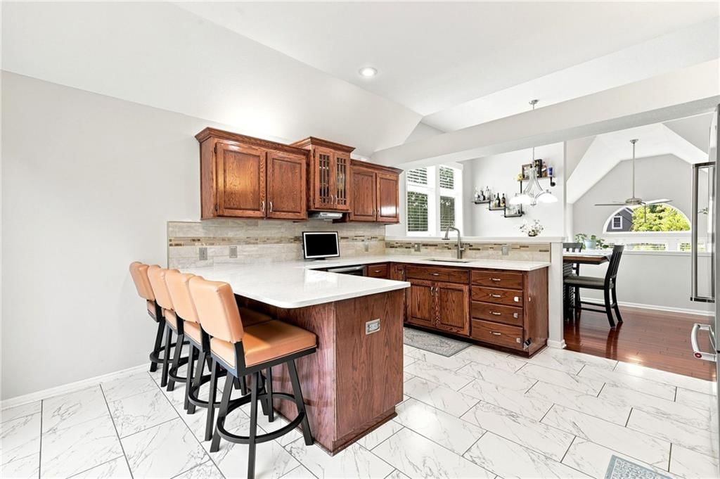Photo 14 of 57, 5343 Kenton Street, Shawnee, KS 66226