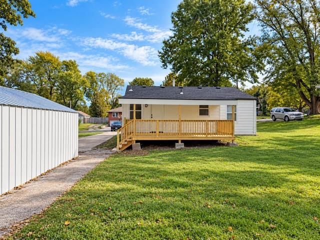834 S Trail Ridge Drive, Independence, MO: listing photo 2