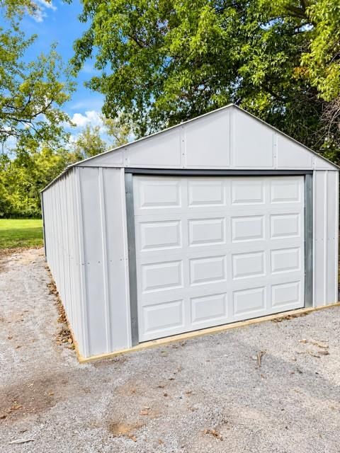 834 S Trail Ridge Drive, Independence, MO: listing photo 3