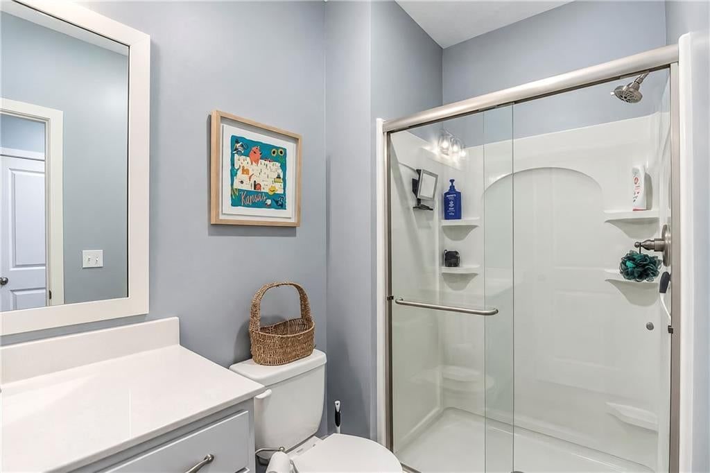 Photo 26: frameless glass shower, 8513 Constance Street, Lenexa, KS 66215