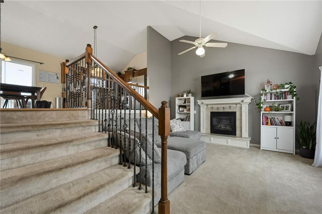 1900 SEQUOIA Drive, Raymore, MO: listing photo 2