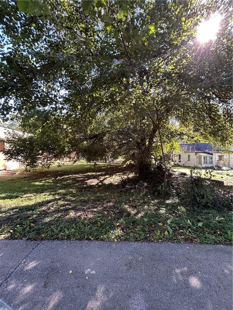 512 Dakota Street, Leavenworth, KS