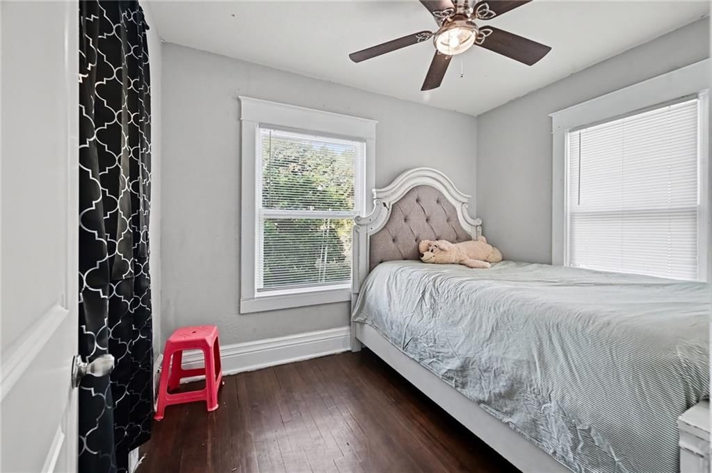 Carpet at 801 N 11th Street, Kansas City, KS 66102