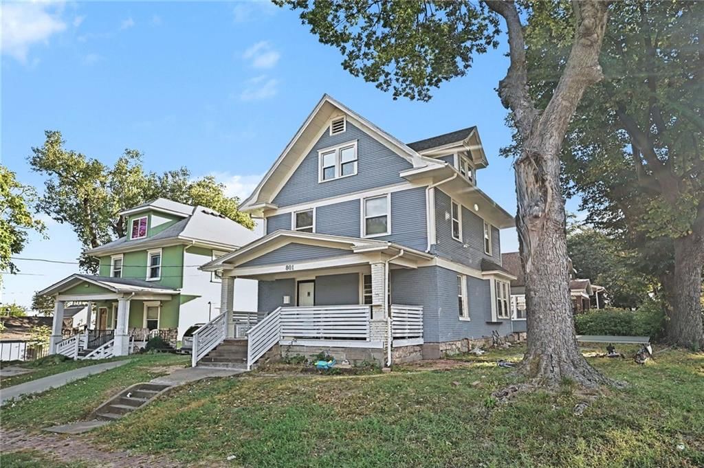 801 N 11th Street, Kansas City, KS: listing photo 2