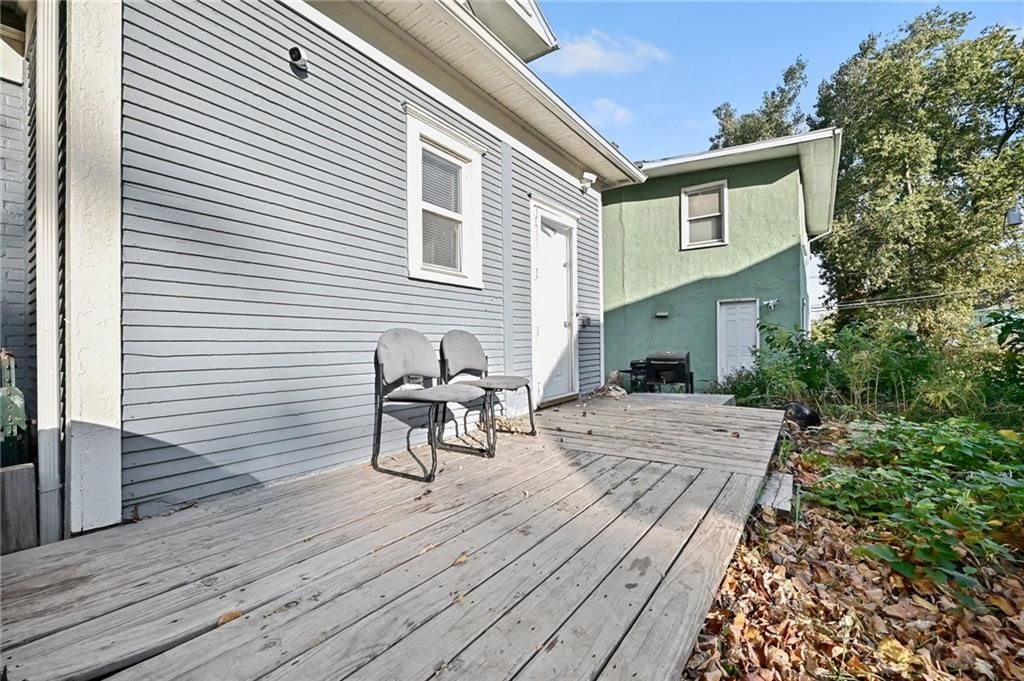 Deck at 801 N 11th Street, Kansas City, KS 66102