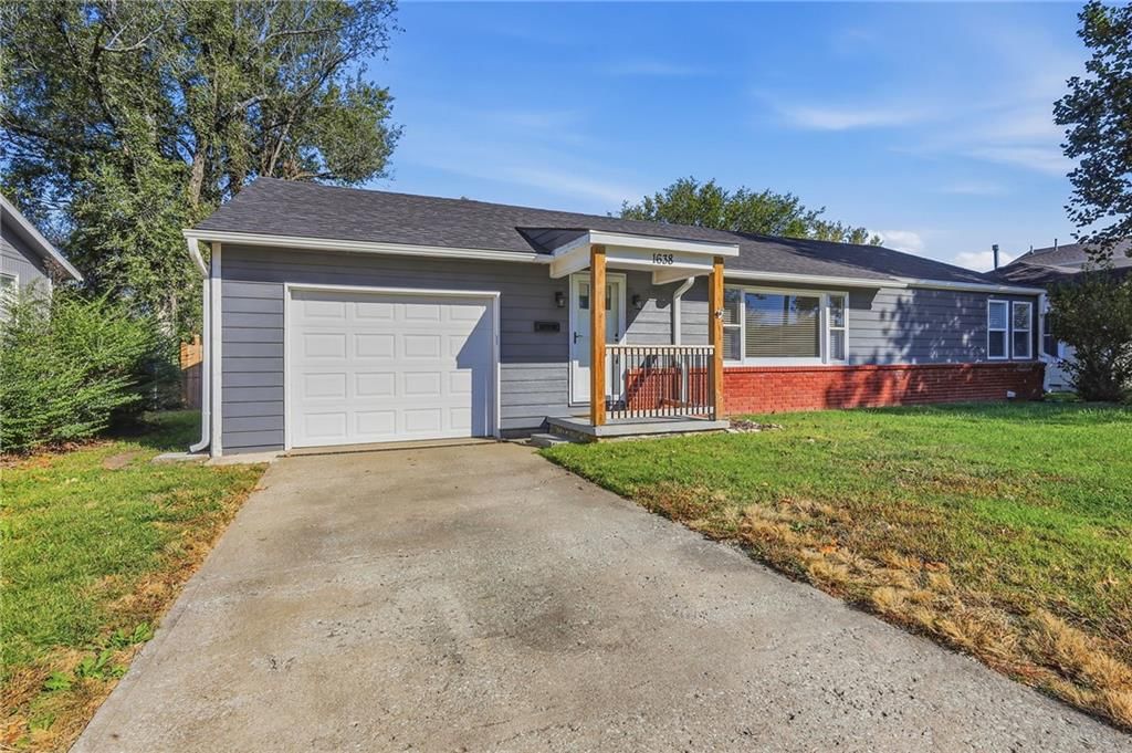 1638 Main Street, Osawatomie, KS