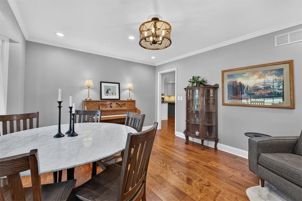 Photo 20 of 74 - 3516 W 101st Terrace, Leawood, KS 66206