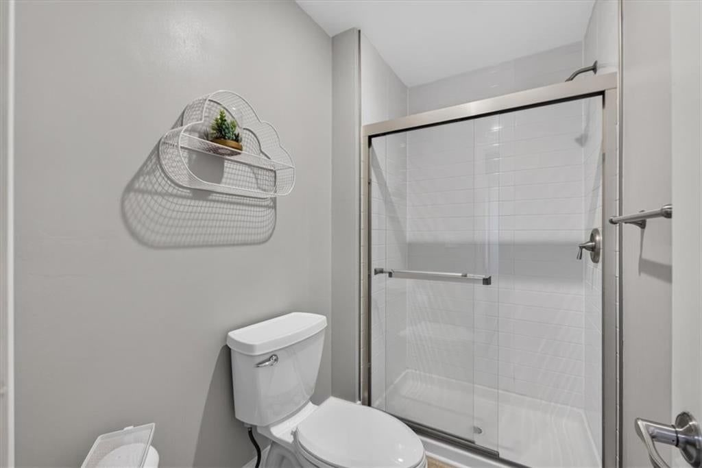 Photo 52 of 74 - 3516 W 101st Terrace, Leawood, KS 66206