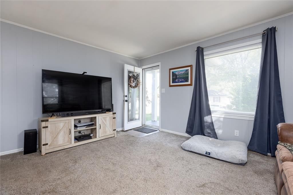 Photo 6: open floor plan, 5305 NE 45th Terrace, Kansas City, MO 64117