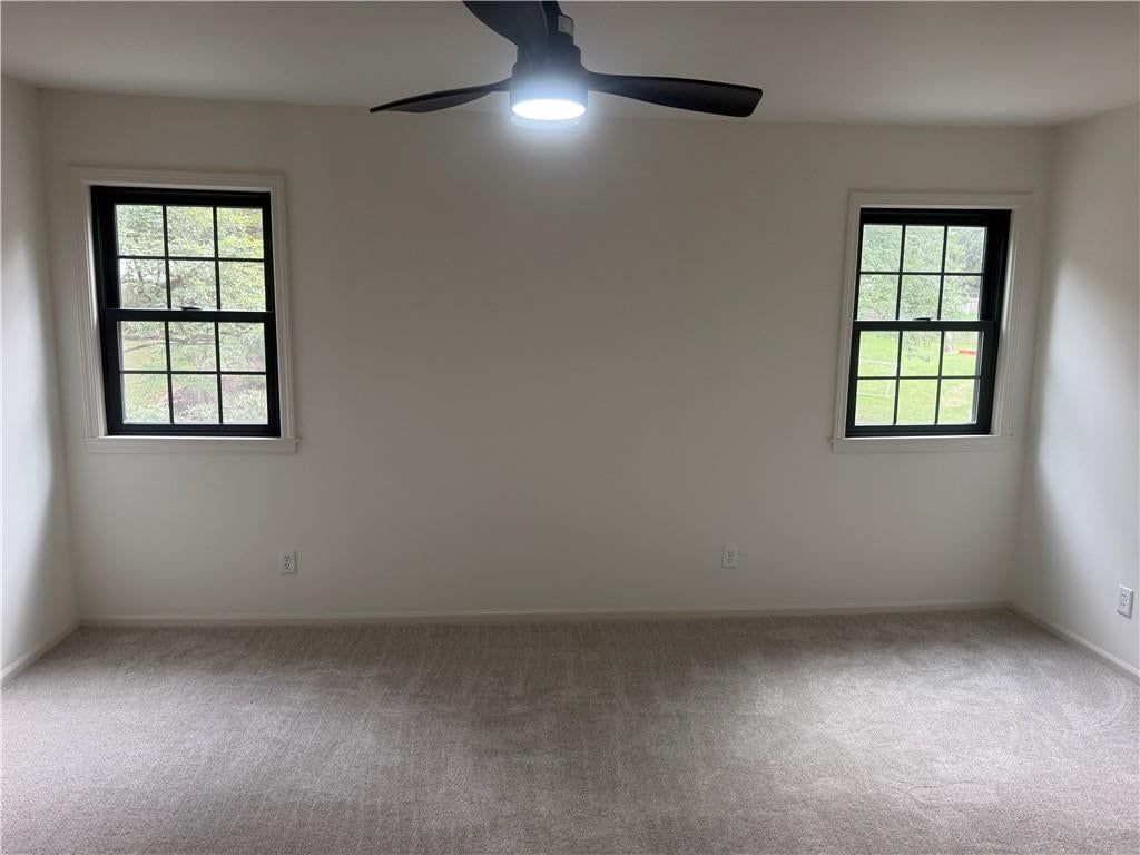 Photo 15 of 22 - 12001 ABERDEEN Street, Leawood, KS 66209
