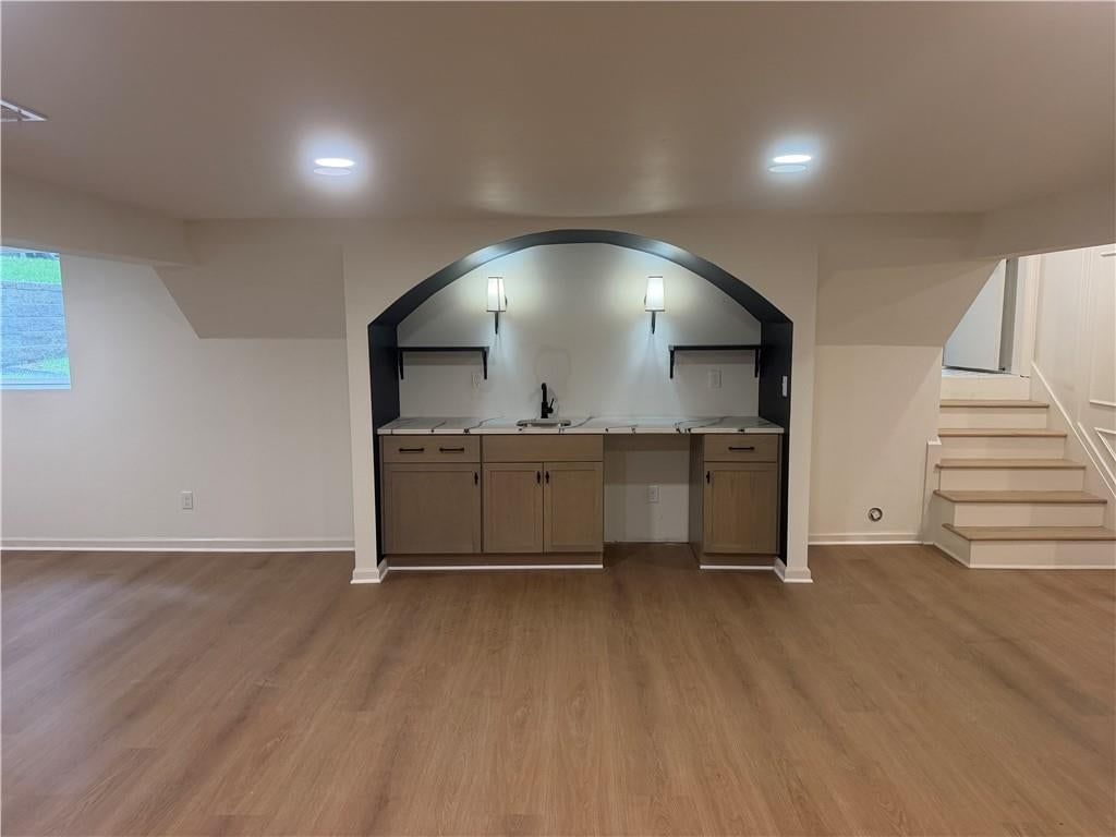 Wet bar at 12001 ABERDEEN Street, Leawood, KS 66209