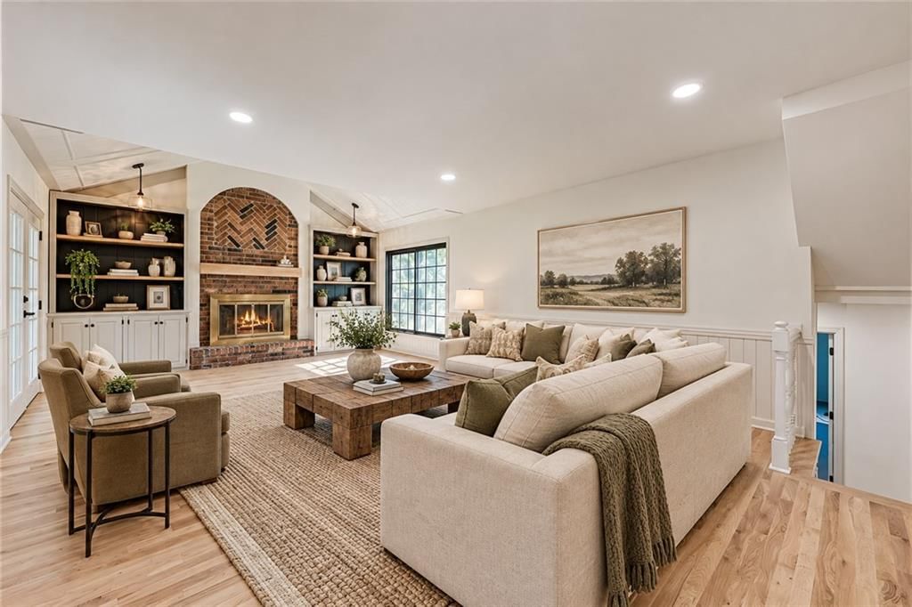 12001 ABERDEEN Street, Leawood, KS: listing photo 3