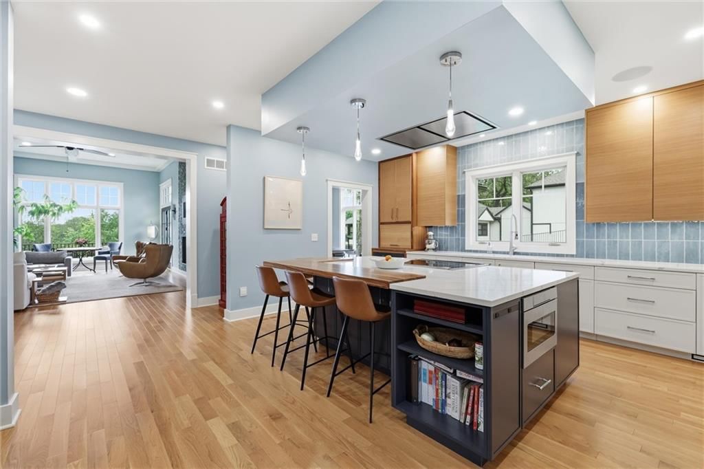 Open floor plan at 43 L Street, Lake Lotawana, MO 64086
