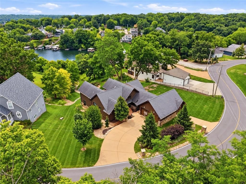 43 L Street, Lake Lotawana, MO