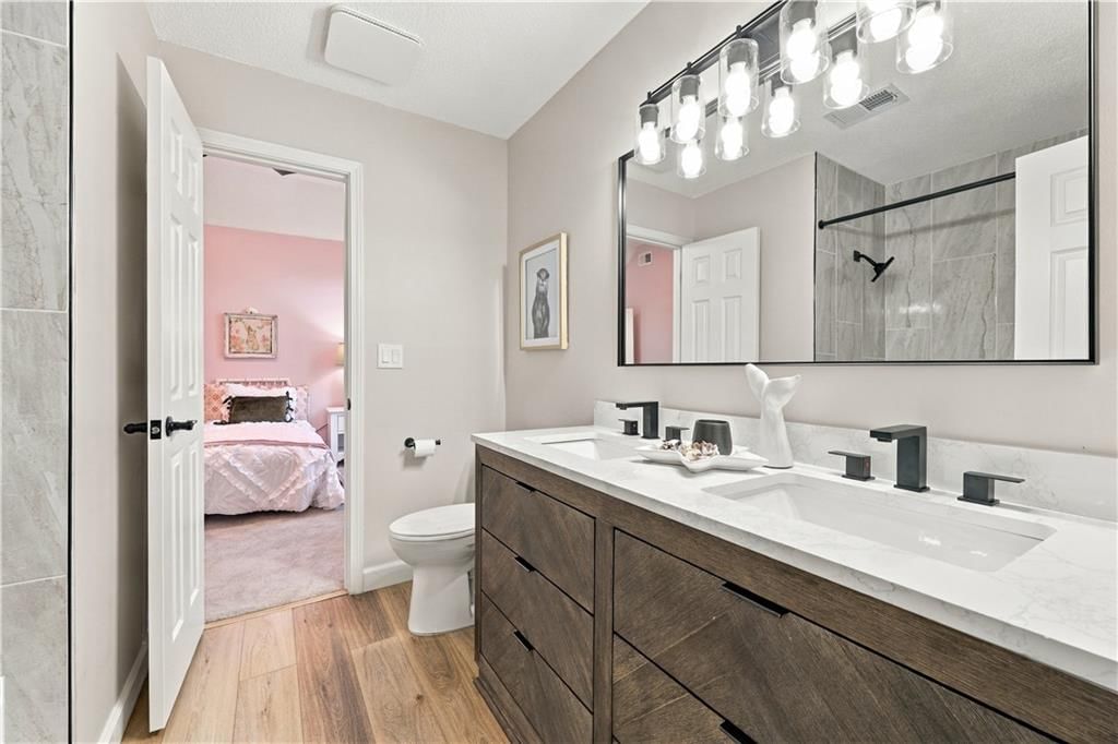 Photo 32 of 43 - 8517 W 145th Terrace, Overland Park, KS 66223