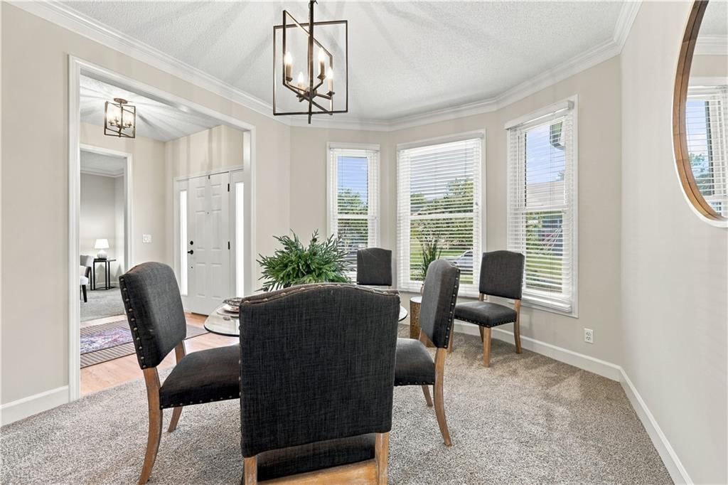 Photo 5 of 43 - 8517 W 145th Terrace, Overland Park, KS 66223