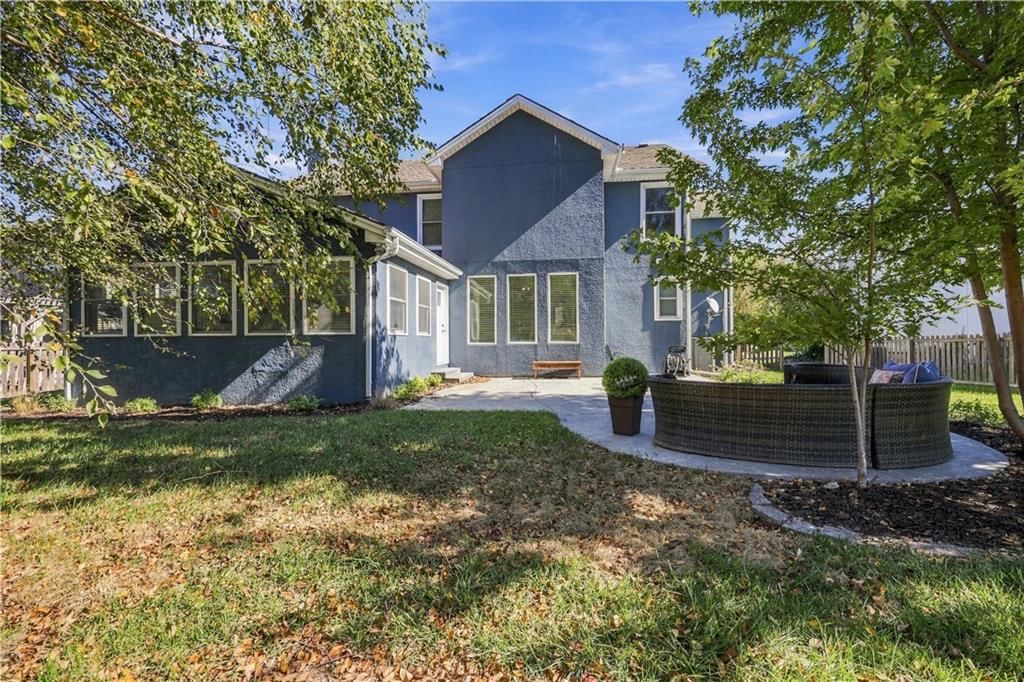 Photo 37 of 43 - 8517 W 145th Terrace, Overland Park, KS 66223