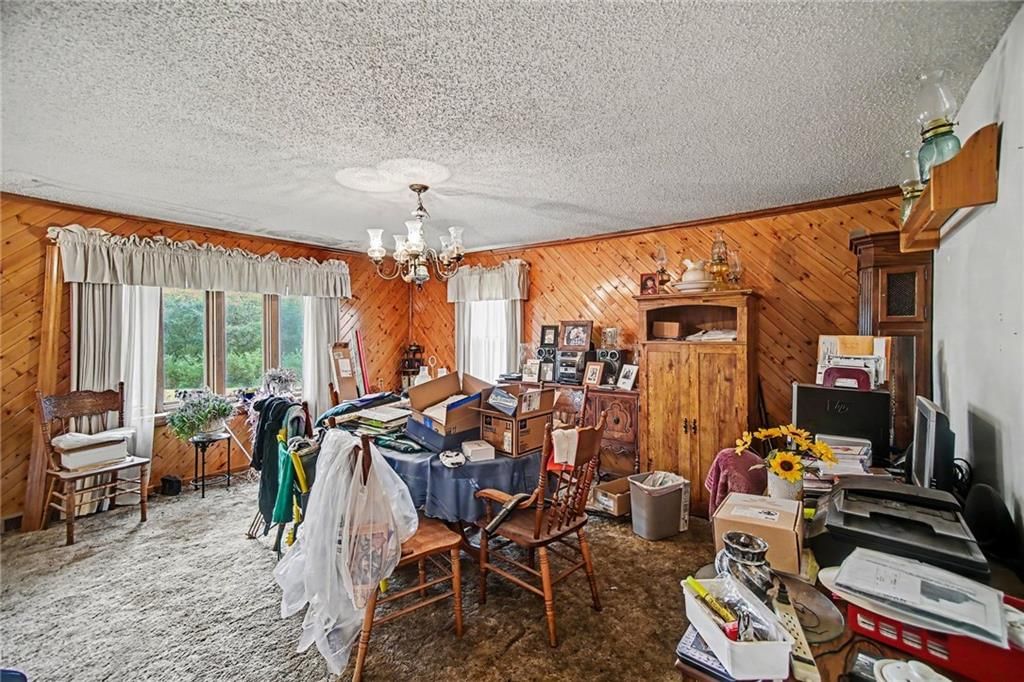 Walk-in closet at 6810 NW Martin Road, Kansas City, MO 64163