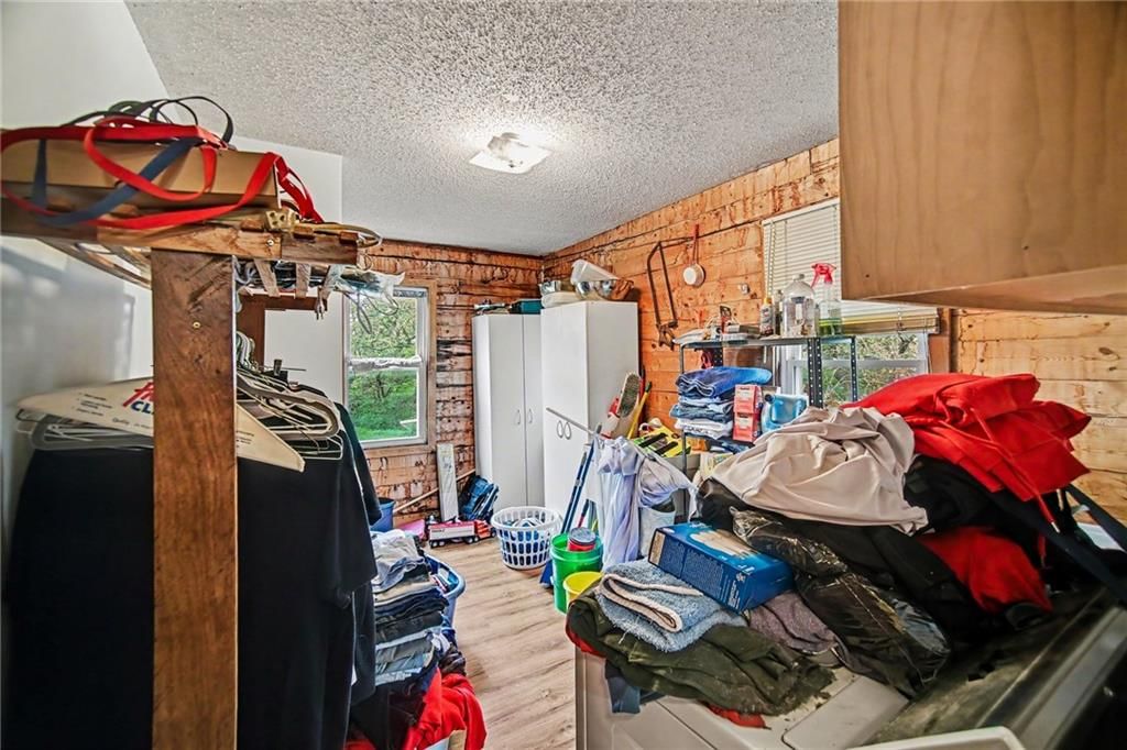 Photo 11 of 28 - 6810 NW Martin Road, Kansas City, MO 64163