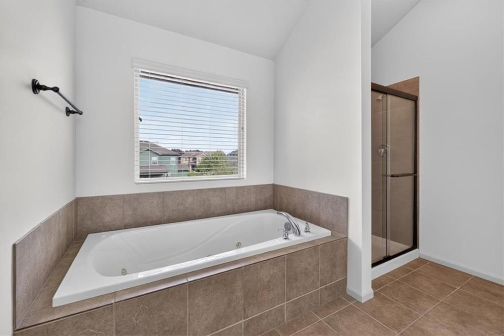 Photo 46: freestanding tub, 505 SW Webster Drive, Blue Springs, MO 64014