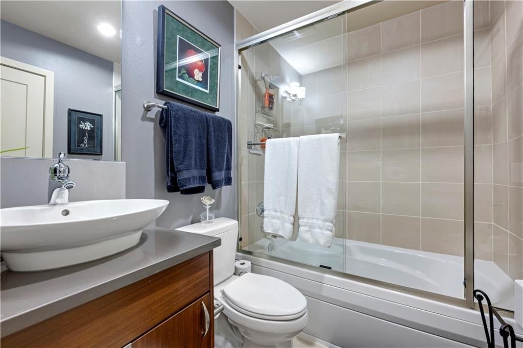Photo 29 of 42 - 4530 Mill Creek Parkway #104, Kansas City, MO 64111