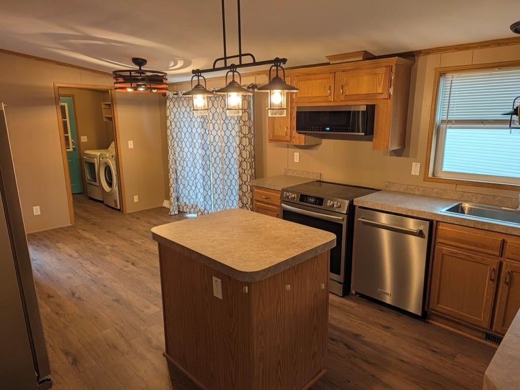 Photo 13 of 19 - 846 NE White Oaks Lane, Oak Grove, MO 64075