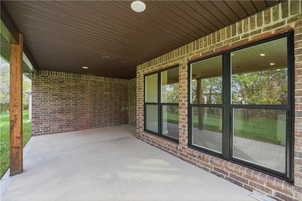 Black exterior windows at 18450 W 195th Street, Spring Hill, KS 66083