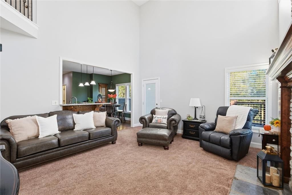 Photo 9 of 47 - 12113 Pebble Beach Drive, Kansas City, KS 66109