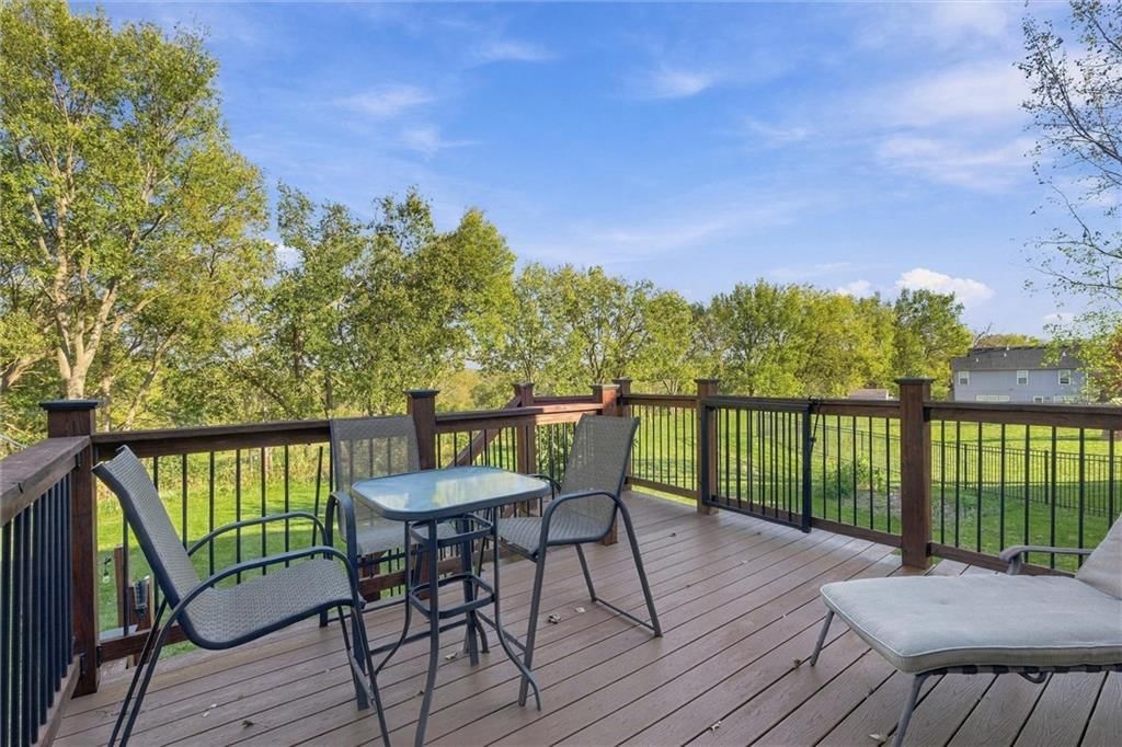 Photo 29 of 47 - 12113 Pebble Beach Drive, Kansas City, KS 66109