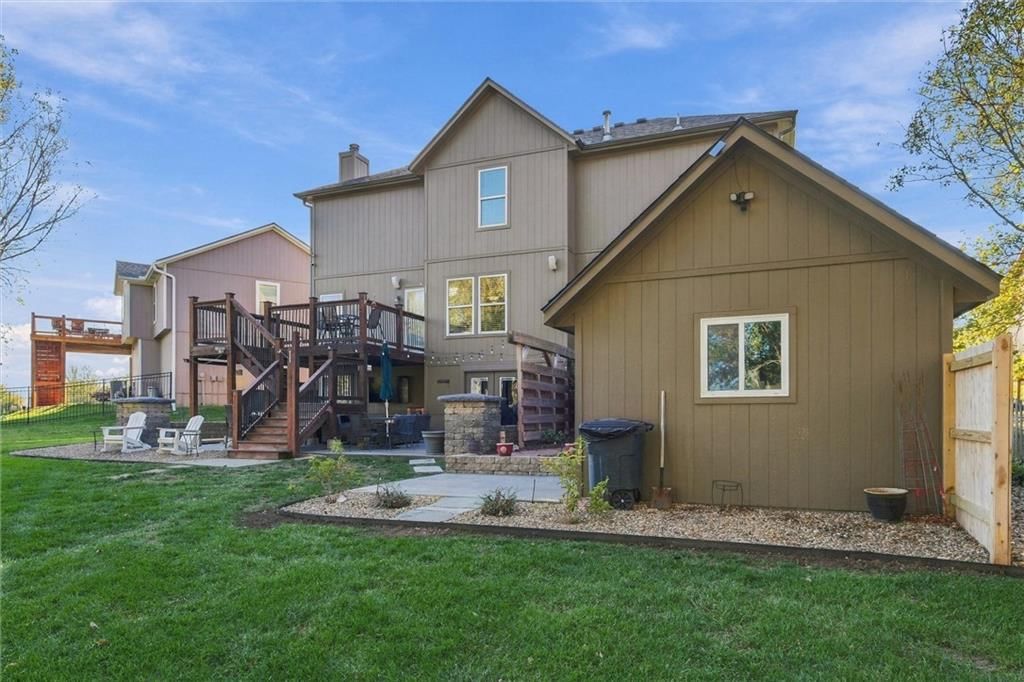 Photo 35 of 47 - 12113 Pebble Beach Drive, Kansas City, KS 66109