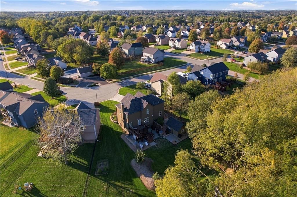 Photo 40 of 47 - 12113 Pebble Beach Drive, Kansas City, KS 66109