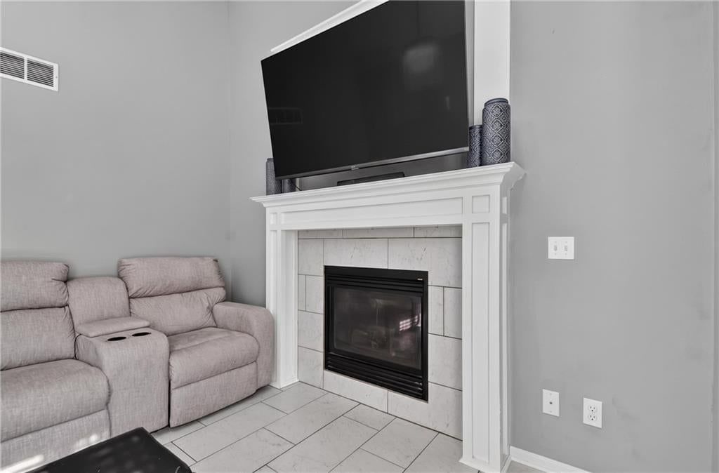 309 Shenandoah Drive, Raymore, MO