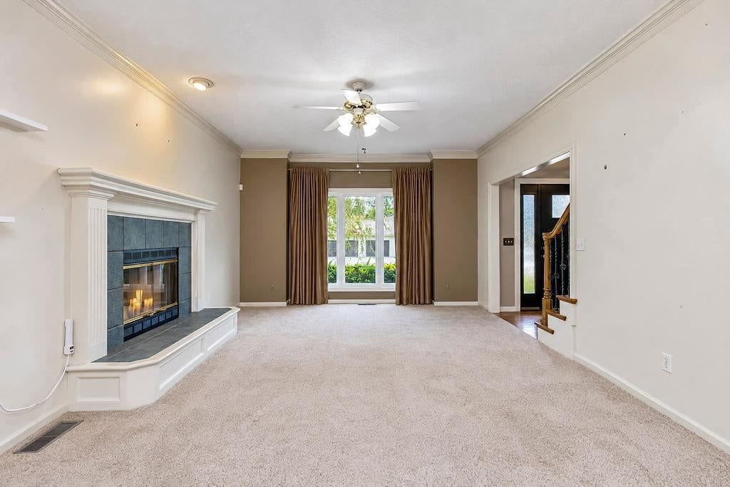 9921 N Highland Place, Kansas City, MO: listing photo 3