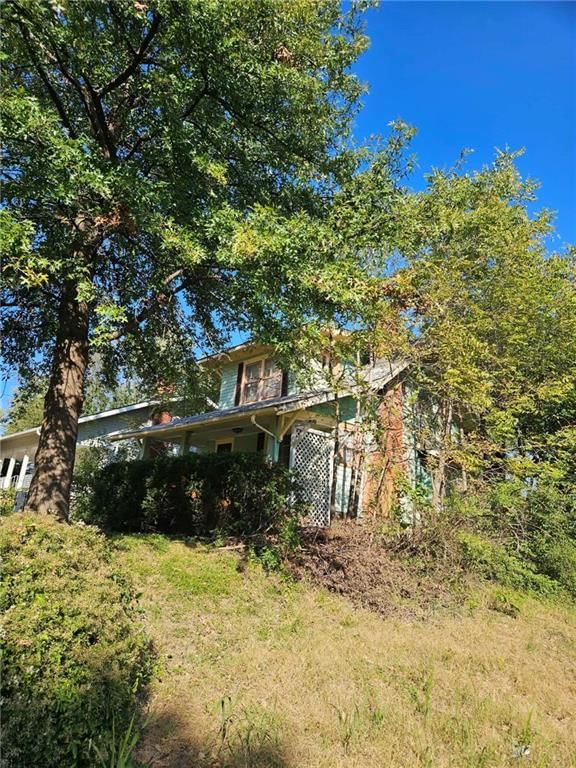 Photo 20 of 25 - 1733 S Crescent Avenue, Independence, MO 64052