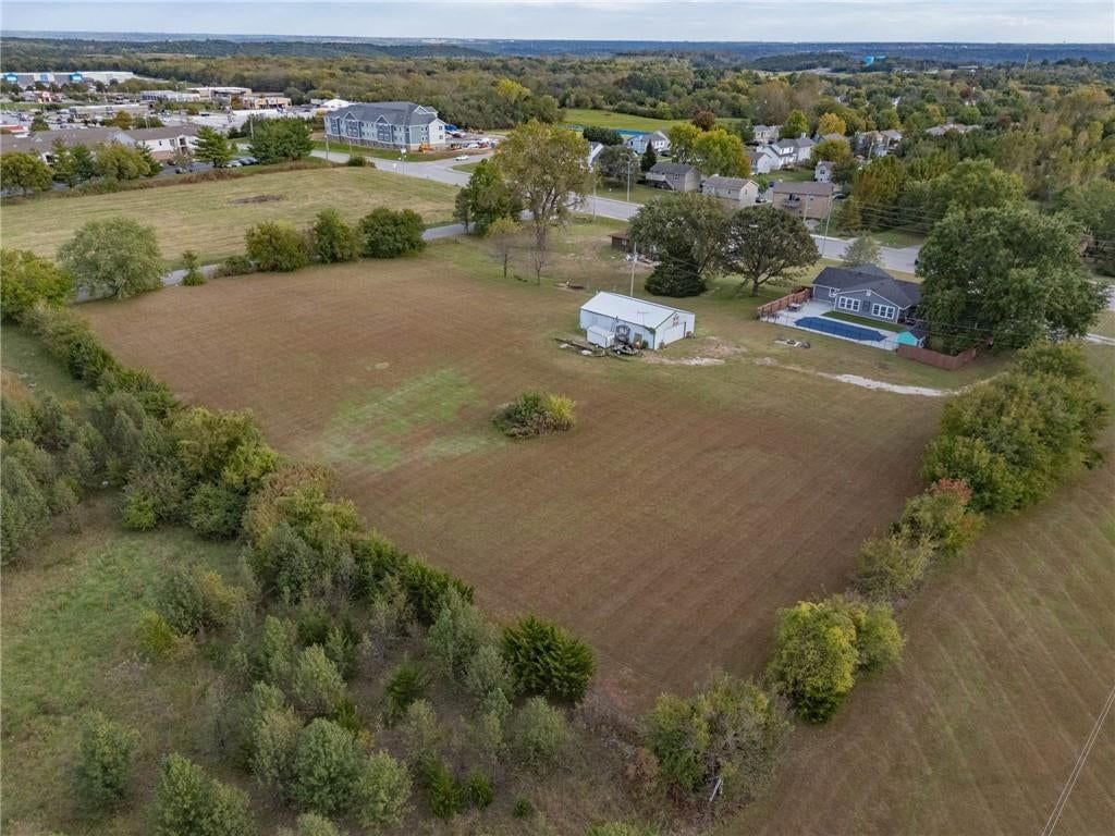 Photo 55 of 71 - 13246 Kansas Avenue, Bonner Springs, KS 66012
