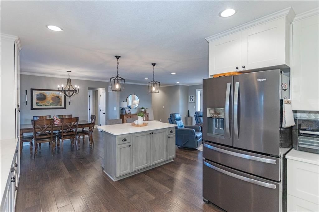 Photo 12 of 71 - 13246 Kansas Avenue, Bonner Springs, KS 66012