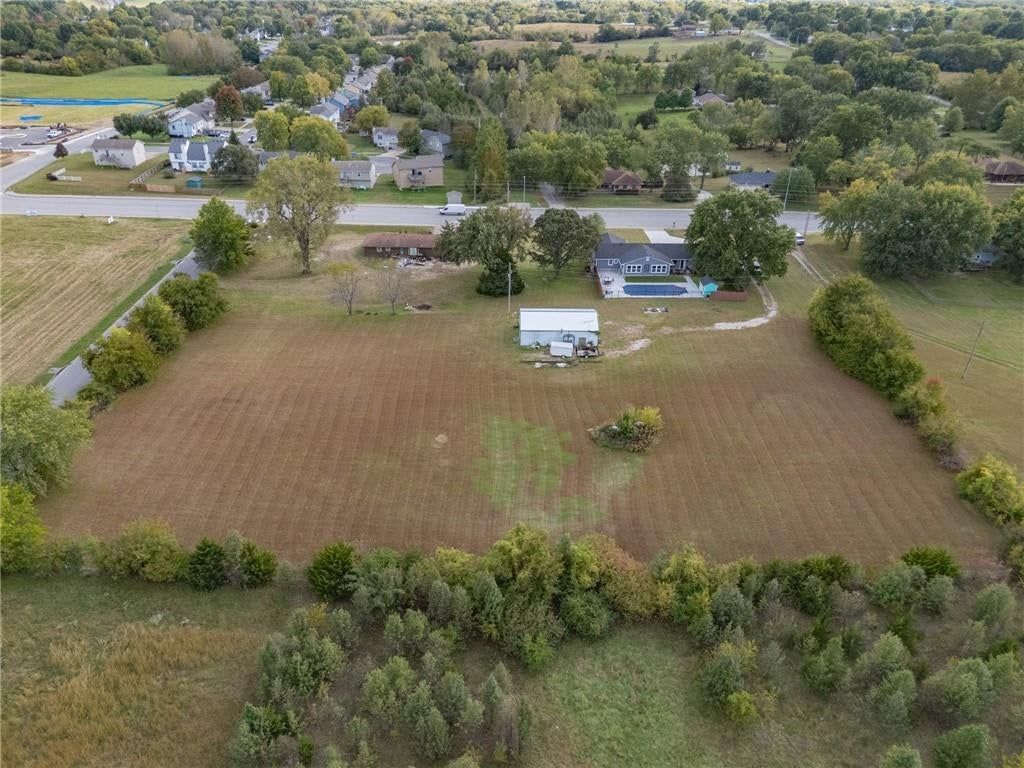 Photo 56 of 71 - 13246 Kansas Avenue, Bonner Springs, KS 66012