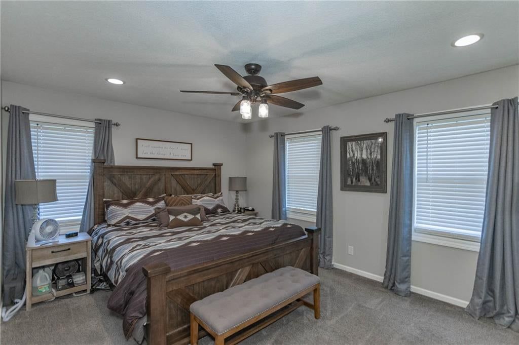 Photo 14 of 71 - 13246 Kansas Avenue, Bonner Springs, KS 66012