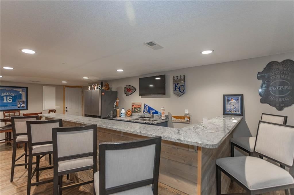 Photo 30 of 71 - 13246 Kansas Avenue, Bonner Springs, KS 66012