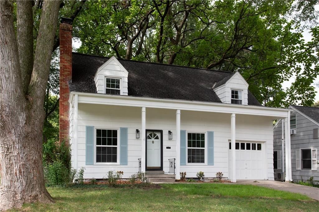 5612 Birch Street, Roeland Park, KS: listing photo 2