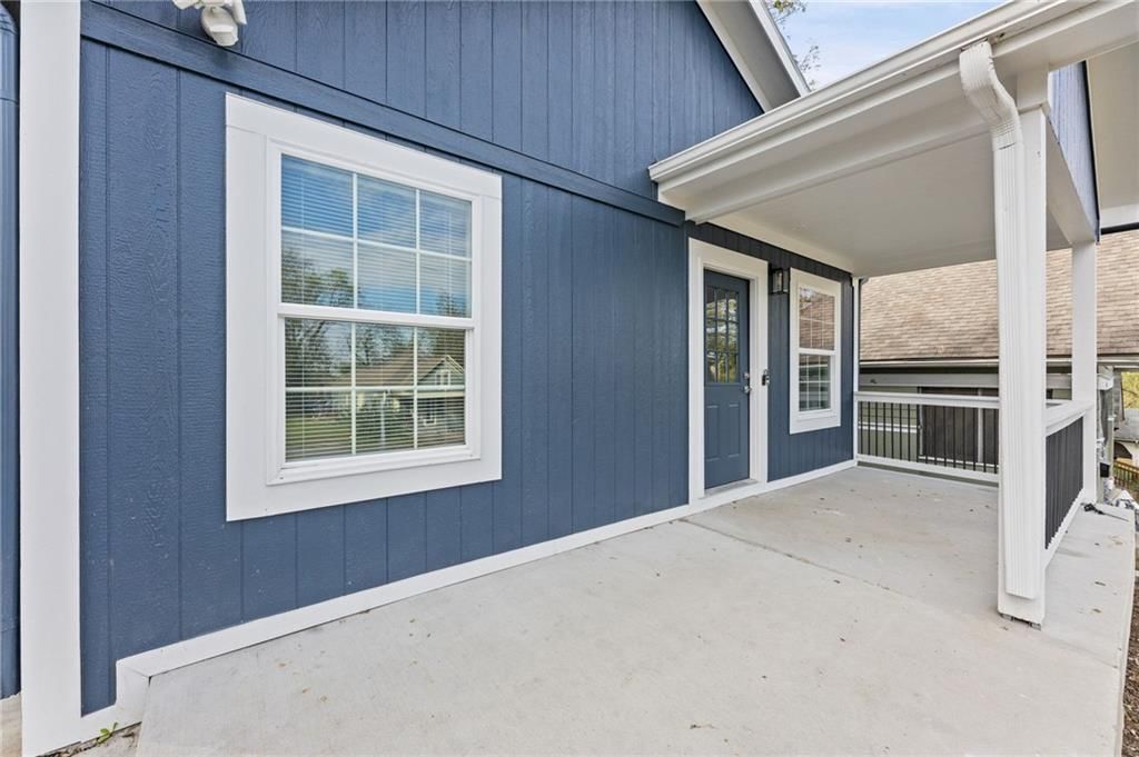 Photo 4 of 31 - 1111 Kimball Avenue, Kansas City, KS 66104